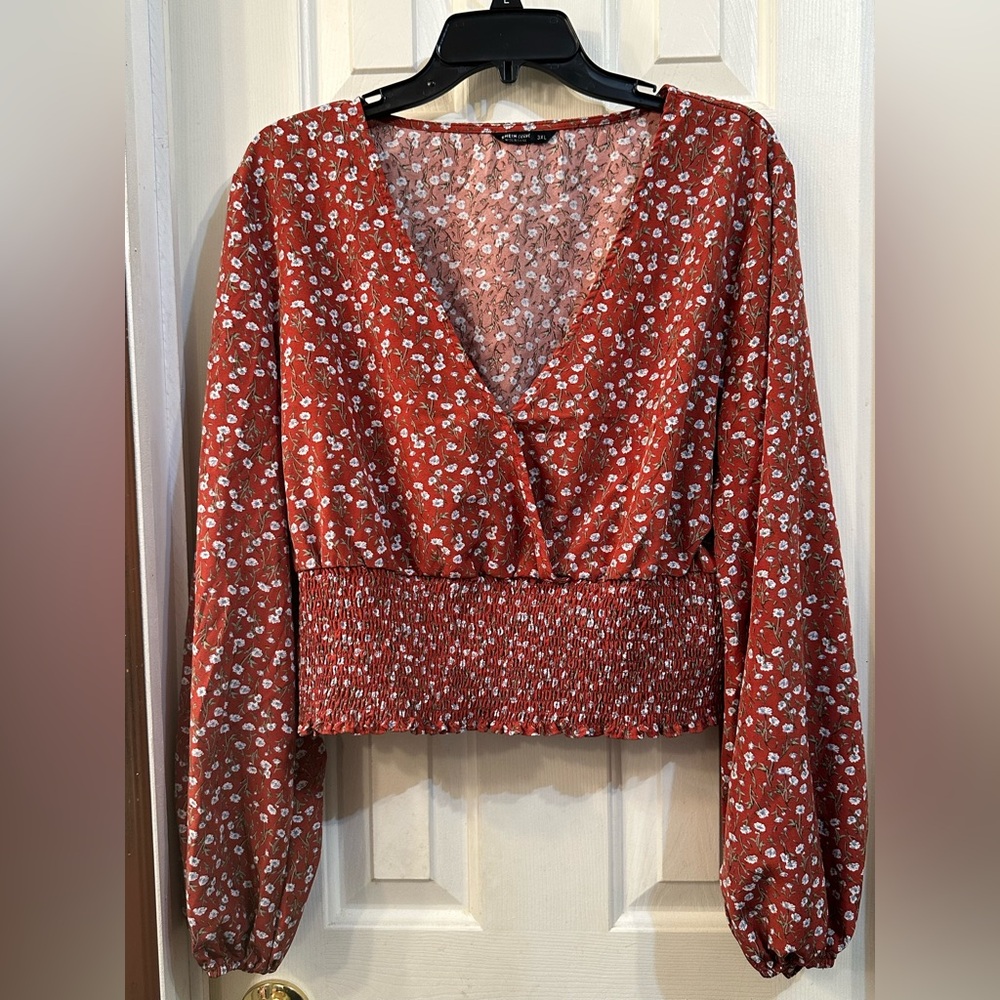 SHEIN Curve Top - 3XL - Burgundy with flower print
